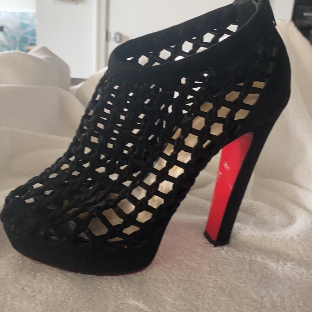 Platform CL Heels - Picture 3 of 11